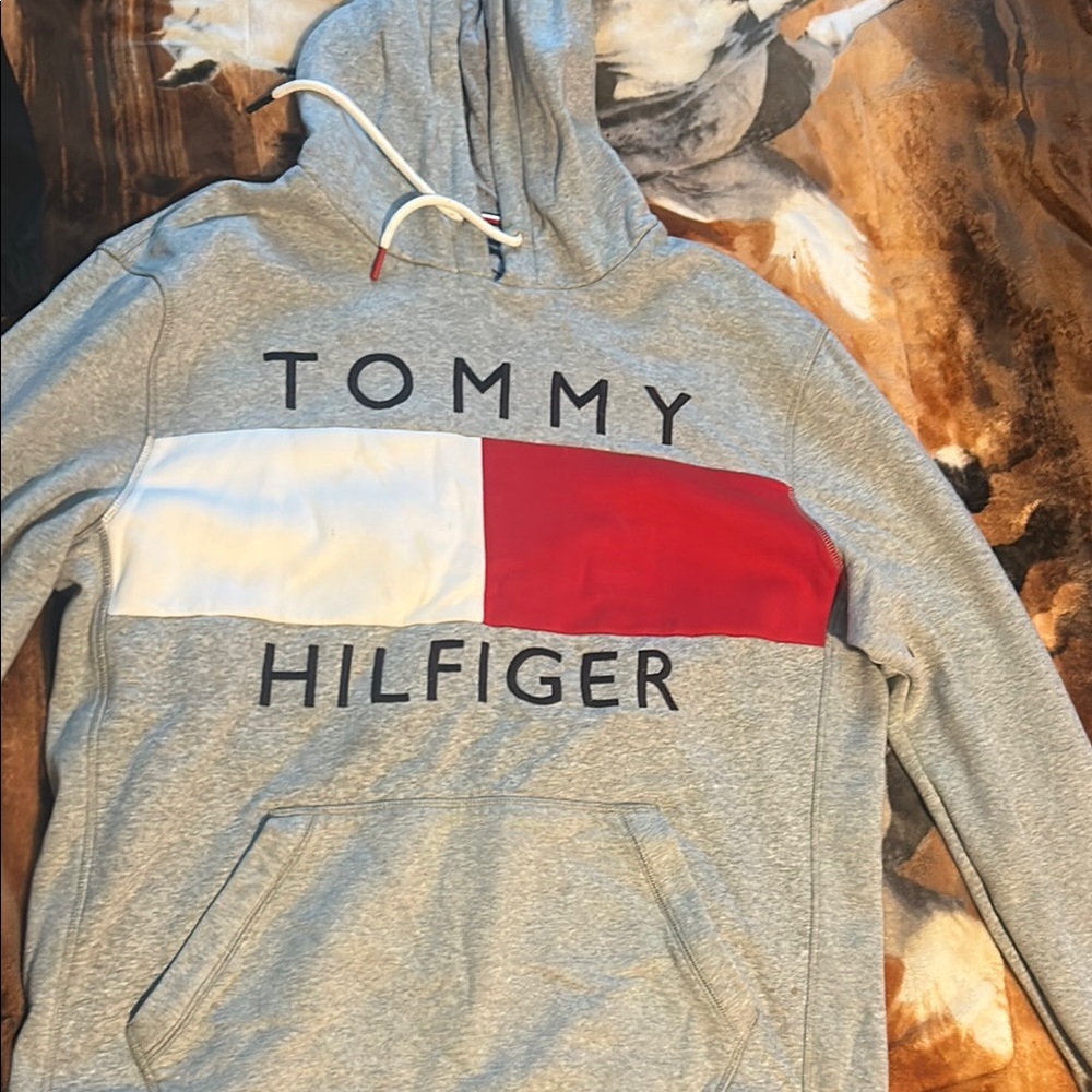 Tommy Hilfiger Gray Sweater with Red and White Accents